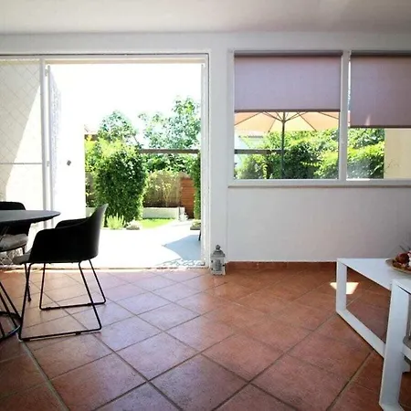 Modern Holiday Carla With Garden Ferienhaus *